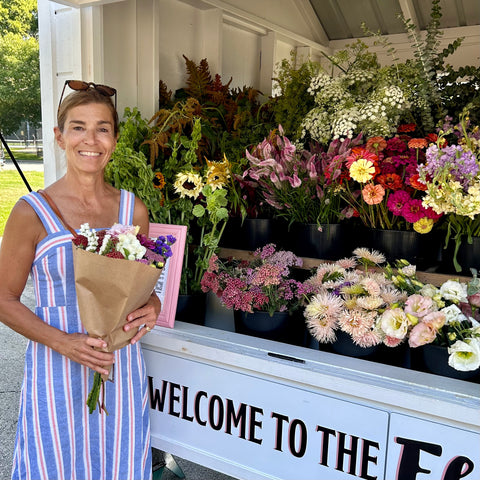 Petals and Pours | September 19th, 2024 at Mapleton Barn