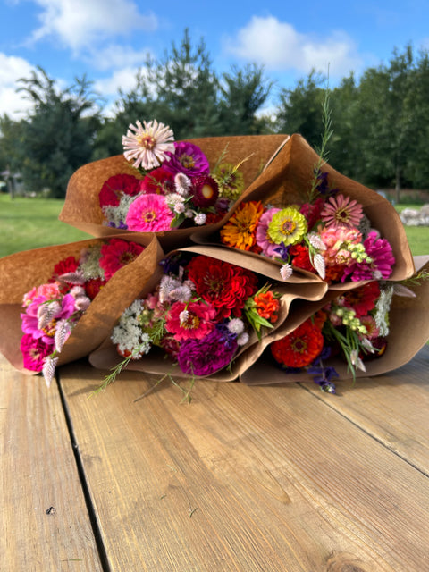 20 Stems | The Flower Bar