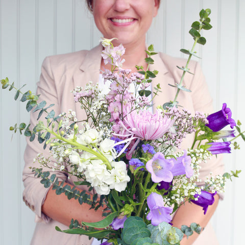 On Farm Pick Up | Realtor On-Demand Flower Bouquets